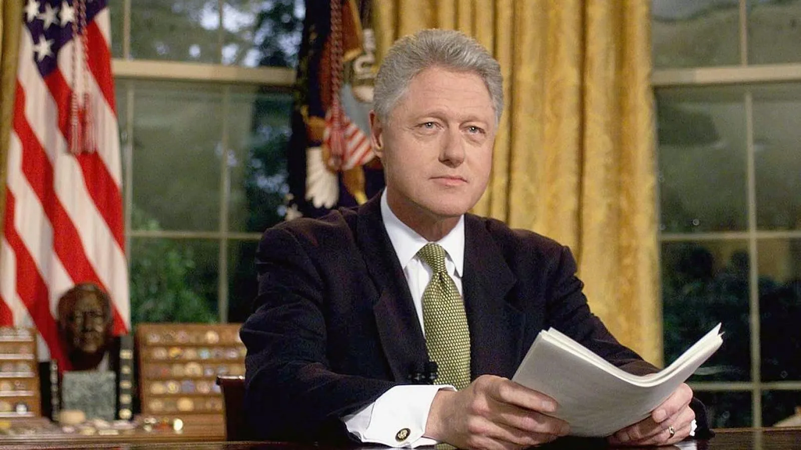 Bill Clinton 42nd U.S. President - Biography & Legacy